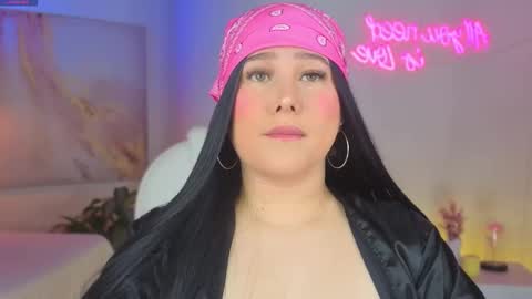 Lia Cox online show from November 4, 2025, 3:05 am