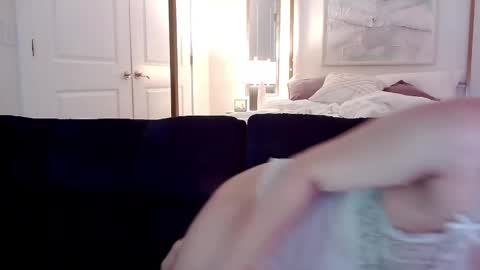 Snapshot of liadivina chatting on May 26, 2026, 4:19 am Lia Divina online show from May 26, 2026, 4:19 am