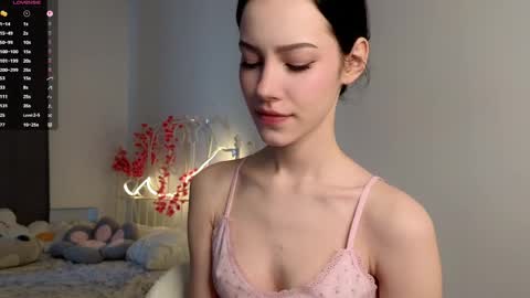 Lia  online show from April 3, 2026, 10:13 am