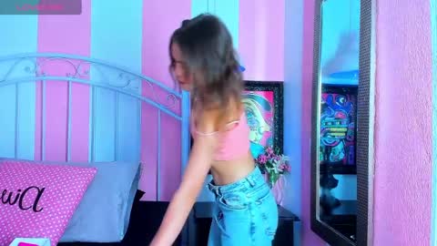 ---Liah--- online show from December 20, 2024, 9:06 pm