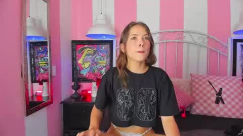 Snapshot of liah_grey8 chatting on June 21, 2026, 9:50 pm ---Liah--- online show from June 21, 2026, 9:50 pm