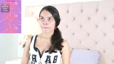  Liah  online show from September 15, 2025, 1:11 pm