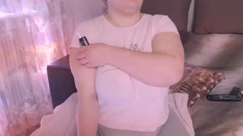 Snapshot of liahsofty chatting on December 8, 2024, 7:11 pm miss Lia colection for travel online show from December 8, 2024, 7:11 pm