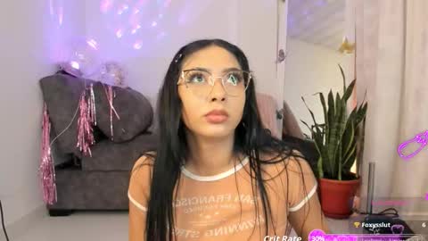 Liak online show from September 12, 2025, 7:08 am