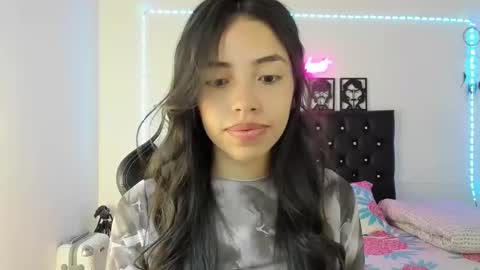 Snapshot of liakent24 chatting on January 26, 2025, 3:27 am Lia Kent online show from January 26, 2025, 3:27 am