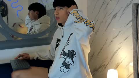 Snapshot of liam_055 chatting on January 9, 2025, 8:45 am Liam online show from January 9, 2025, 8:45 am