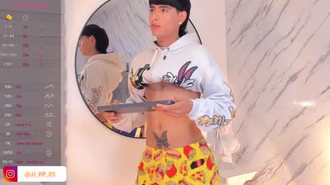 Snapshot of liam_055 chatting on January 24, 2025, 8:13 am Liam online show from January 24, 2025, 8:13 am