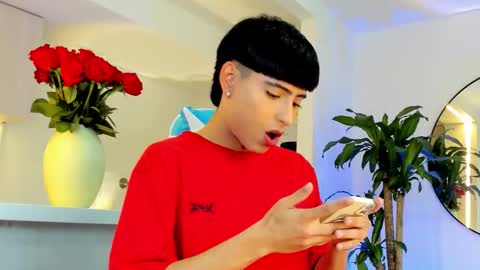 Snapshot of liam_055 chatting on November 3, 2025, 2:51 pm Liam online show from November 3, 2025, 2:51 pm