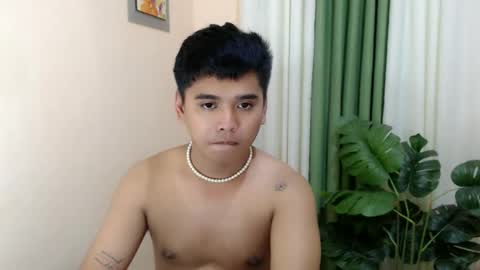 liam_anthonyxx online show from November 10, 2025, 1:21 pm