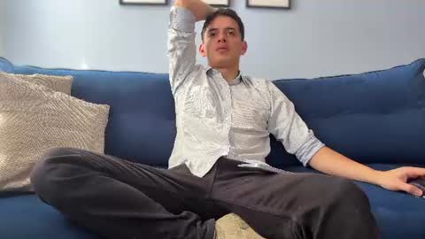 Snapshot of liam_enzho chatting on July 8, 2026, 3:49 pm Liam online show from July 8, 2026, 3:49 pm