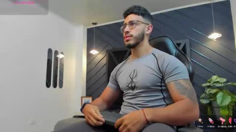 LIAM KLEIN online show from October 24, 2025, 11:17 am