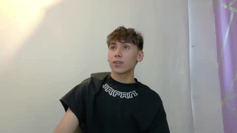 Snapshot of liam_noxx chatting on January 8, 2026, 9:06 pm Liam Noxx online show from January 8, 2026, 9:06 pm