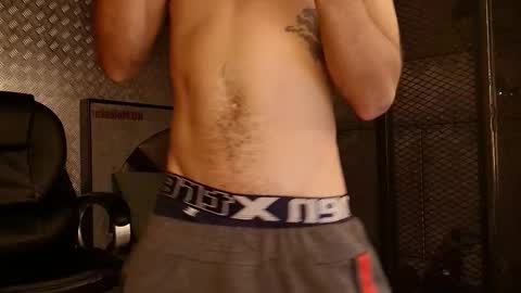 Snapshot of liam_sait chatting on November 5, 2025, 3:06 am liam sait online show from November 5, 2025, 3:06 am