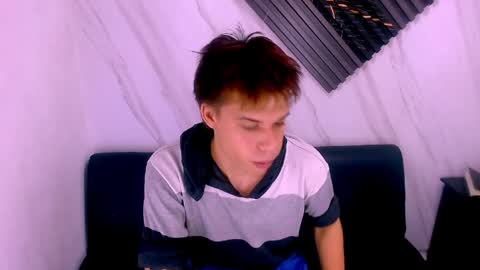 liam_york online show from April 8, 2026, 4:34 am