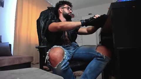 Liam online show from February 12, 2026, 9:15 am