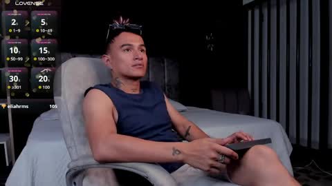 Snapshot of liamdeep_ chatting on May 15, 2026, 11:01 pm LiamDeep online show from May 15, 2026, 11:01 pm