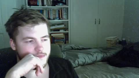 Liam Fox online show from April 3, 2026, 2:09 am