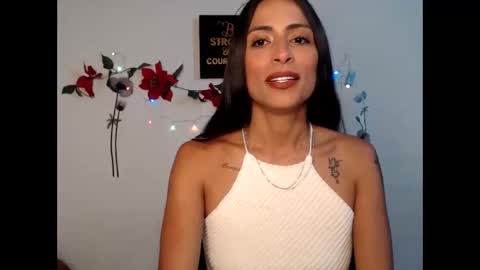 Lia Miller online show from December 5, 2024, 1:25 am