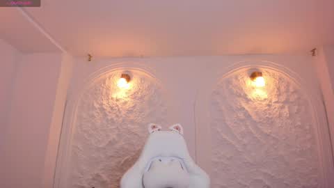 Liam online show from April 7, 2026, 12:05 pm