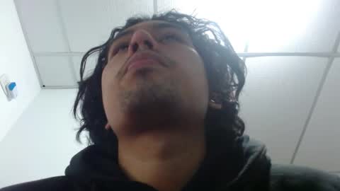 Snapshot of liamrides chatting on September 29, 2025, 1:11 am liamrides online show from September 29, 2025, 1:11 am