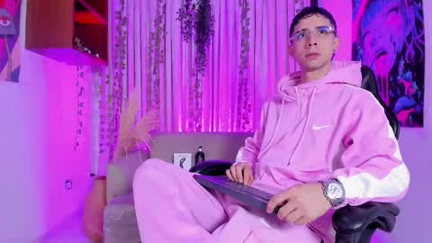 Snapshot of liamvegaa_ chatting on February 21, 2026, 9:38 pm Liam online show from February 21, 2026, 9:38 pm