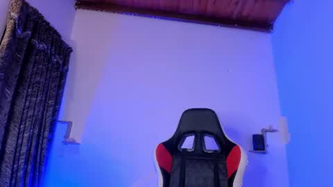 liamwyatt_ online show from August 8, 2026, 2:57 am
