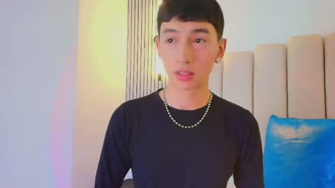 Snapshot of lian_cameron chatting on April 28, 2026, 4:06 am lian_cameron online show from April 28, 2026, 4:06 am