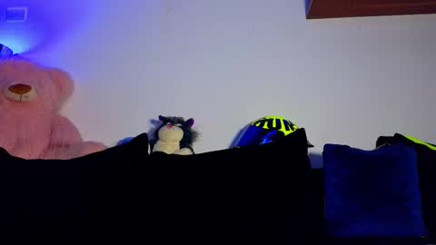 Lian Oconner online show from September 20, 2025, 1:50 am