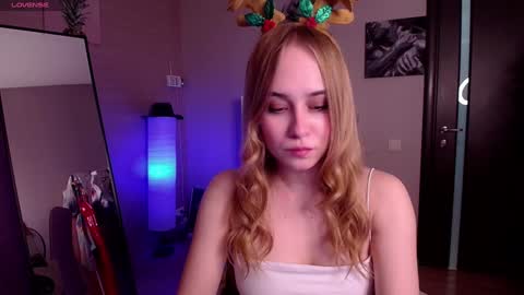 Liana online show from December 26, 2024, 2:12 am