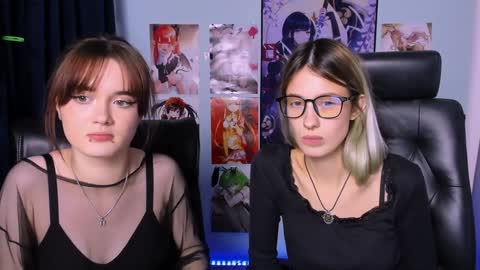 Little Liana  online show from December 9, 2024, 3:44 pm