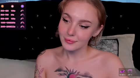 your sweet Liana online show from February 26, 2025, 2:15 am