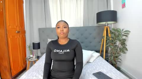 Snapshot of lianasmith18 chatting on April 5, 2026, 1:52 pm Lianasmith online show from April 5, 2026, 1:52 pm