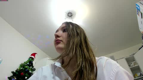 Kate online show from January 5, 2025, 11:01 pm