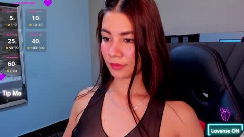 LIANE online show from February 22, 2025, 11:13 pm