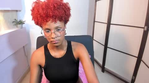 LiannaDixon online show from January 24, 2025, 5:00 pm