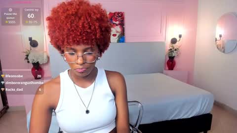 LiannaDixon online show from February 4, 2025, 3:26 pm