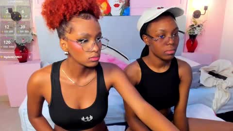 LiannaDixon online show from February 8, 2025, 2:27 pm