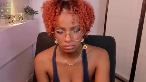 LiannaDixon online show from March 9, 2025, 9:36 pm