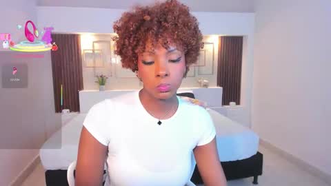 LiannaDixon online show from October 9, 2025, 7:56 pm