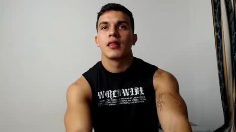 Snapshot of lianstonne chatting on February 17, 2026, 4:20 am Liamstonne online show from February 17, 2026, 4:20 am