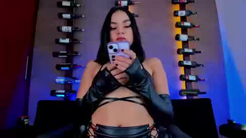 Snapshot of liaowen__ chatting on September 17, 2025, 1:24 pm MISTRESS LIA online show from September 17, 2025, 1:24 pm