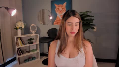 Snapshot of liapearce chatting on February 5, 2026, 1:16 pm Lia online show from February 5, 2026, 1:16 pm