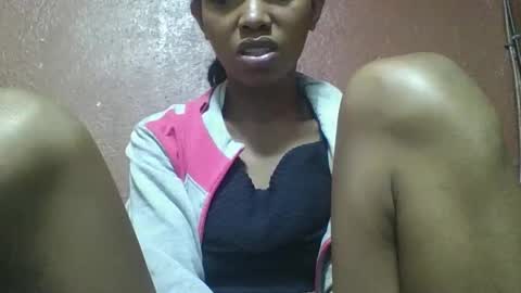 liaraisha online show from September 24, 2025, 7:12 am