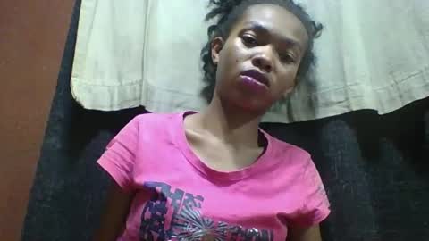 liaraisha online show from October 9, 2025, 4:27 pm