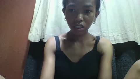 liaraisha online show from October 19, 2025, 2:45 am