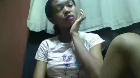 liaraisha online show from October 21, 2025, 2:56 am