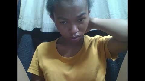 Snapshot of liaraisha chatting on March 16, 2026, 5:35 am liaraisha online show from March 16, 2026, 5:35 am