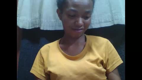 Snapshot of liaraisha chatting on March 16, 2026, 7:29 pm liaraisha online show from March 16, 2026, 7:29 pm