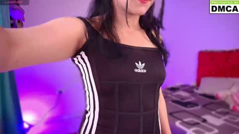 LiaVelvet online show from October 17, 2025, 4:20 pm