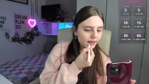 Lia online show from September 29, 2025, 1:49 pm